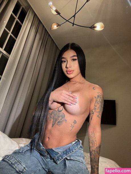 Photo nue de fuite OnlyFans de Esmeralda Arango
