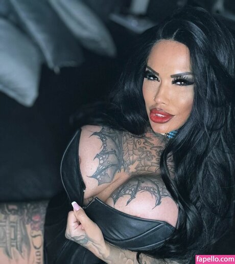 Photo nue de fuite OnlyFans de Teufelsweib666
