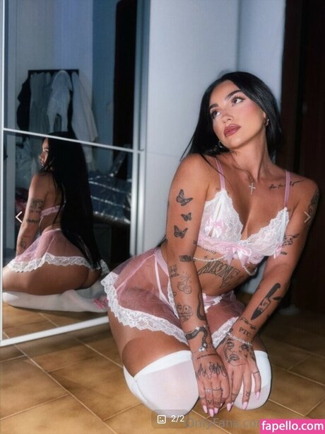 Photo nue de fuite OnlyFans de Sophiarizou