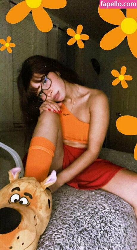 Velma & Daphne Cosplay