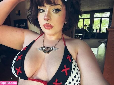 Photo nue de fuite OnlyFans de Dollsdamaged