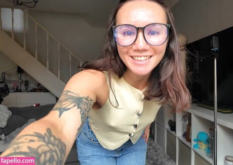 Photo nue de fuite OnlyFans de Double Take Reacts