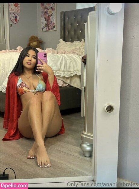 Photo nue de fuite OnlyFans de Weluvanahii