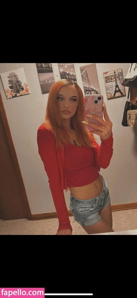 Photo nue de fuite OnlyFans de Kelly Lyn
