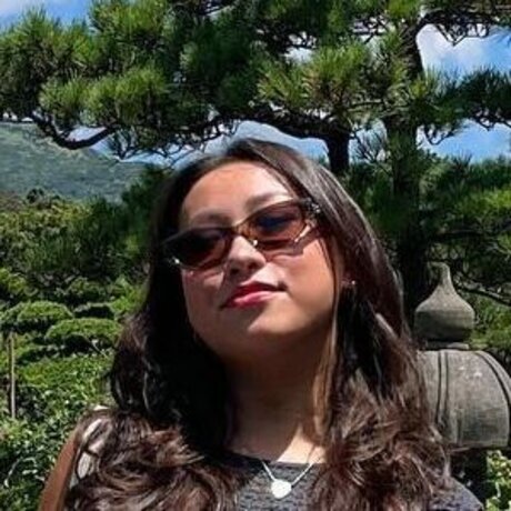 Chloe Aquino