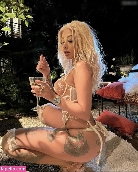 Photo nue de fuite OnlyFans de Ally Lotti