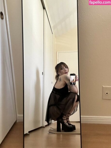 Luna_n3ra