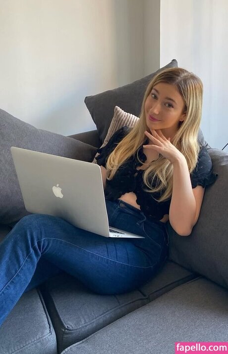 Photo nue de fuite OnlyFans de Chlo  Matt