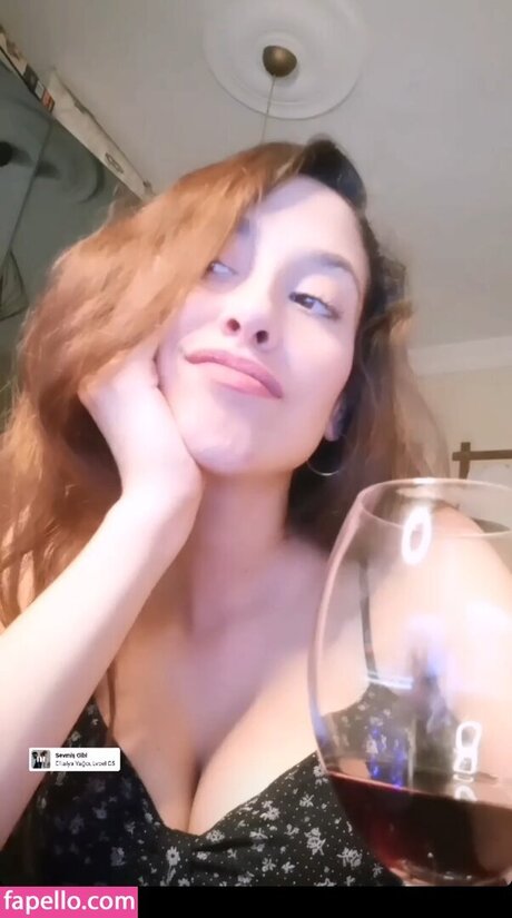 Photo nue de fuite OnlyFans de Kybeleniz