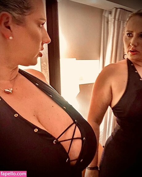 Photo nue de fuite OnlyFans de Kathydeep