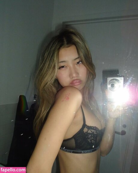Photo nue de fuite OnlyFans de Piper Hana