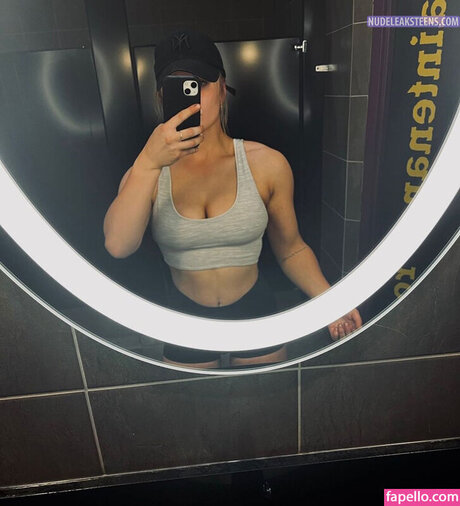 Leeana Houston