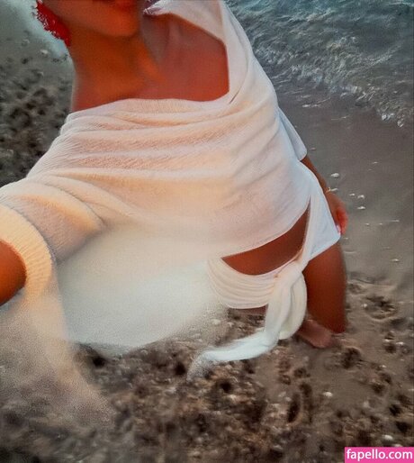 Alexandra Saint Mleux