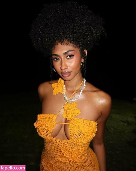 Photo nue de fuite OnlyFans de Jasmine Chola