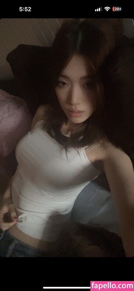 Photo nue de fuite OnlyFans de Penpuin
