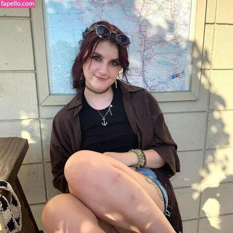 Msvioletvixxen