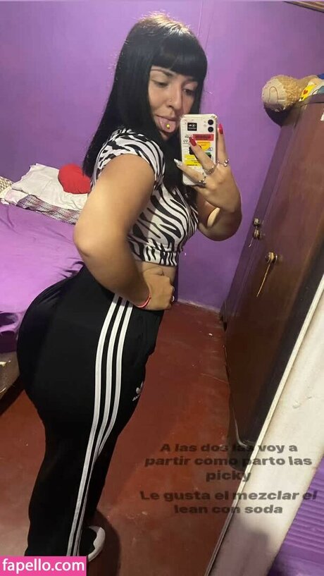 Photo nue de fuite OnlyFans de Micamansillaa