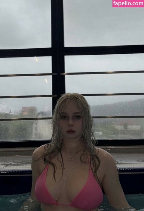 Photo nue de fuite OnlyFans de Annetgrl