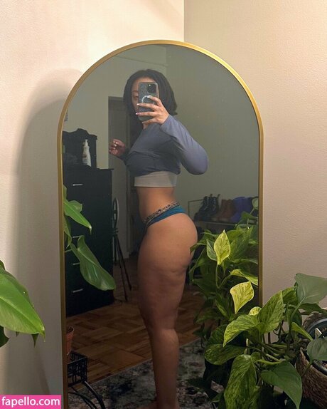 Photo nue de fuite OnlyFans de Artlessspace