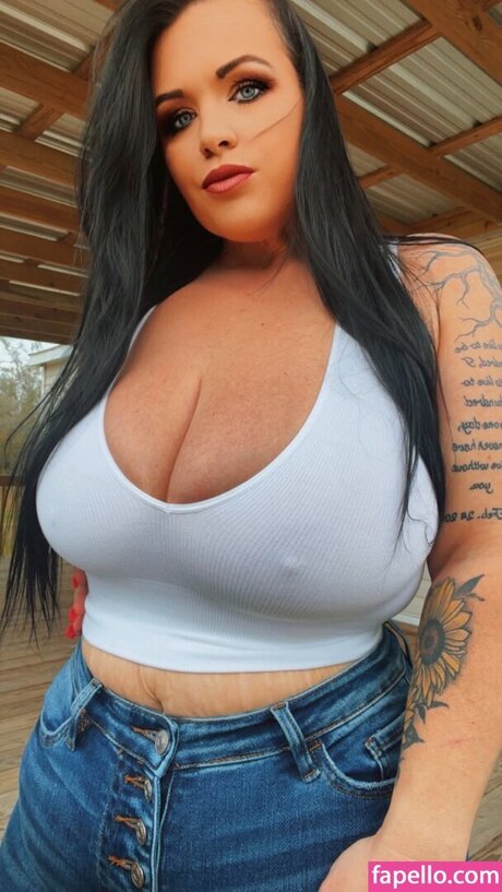 Photo nue de fuite OnlyFans de Dktattedmomma