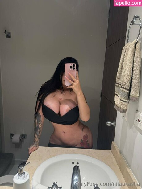 Niiaakasha