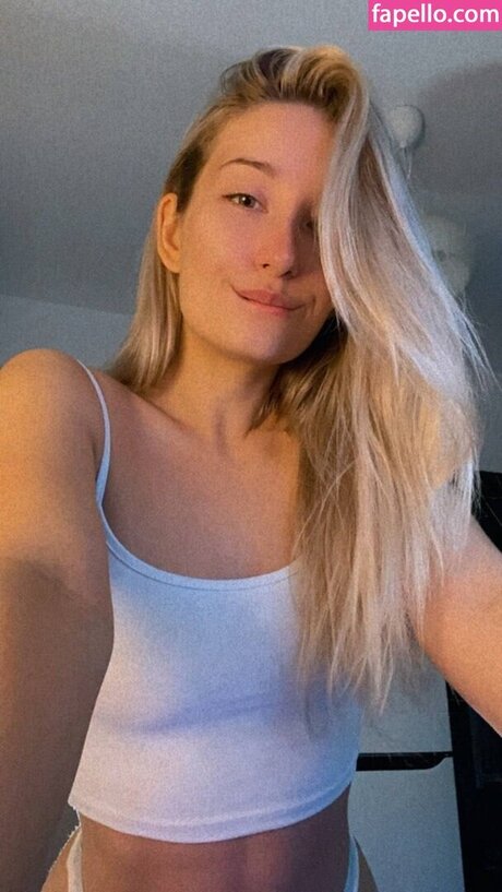 Photo nue de fuite OnlyFans de Lileva