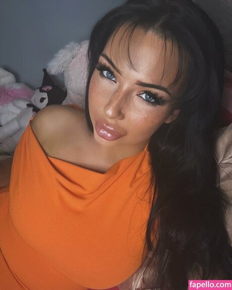 Photo nue de fuite OnlyFans de Plasticpoutmv