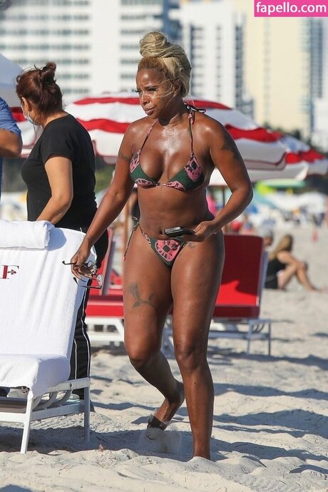 Mary J Blige