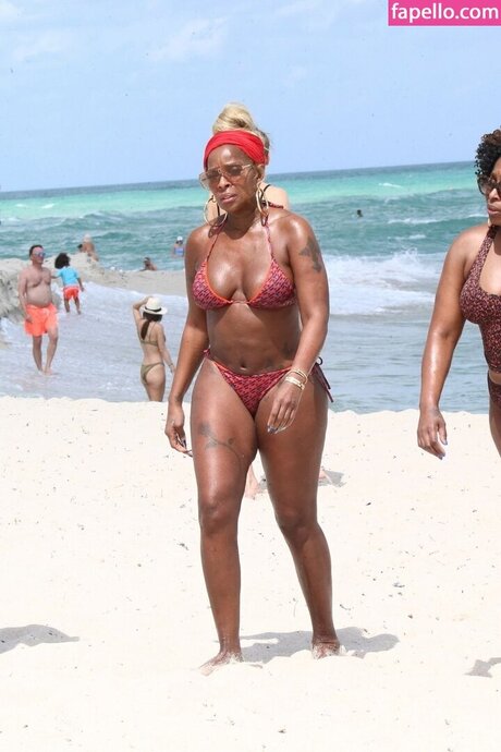 Mary J Blige