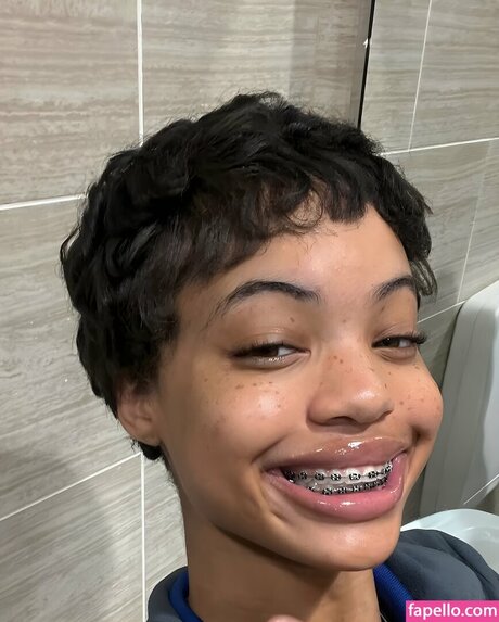 Kimayanichelle