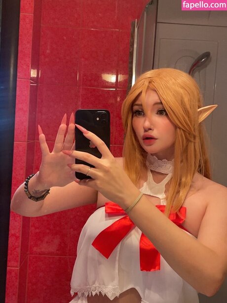 Photo nue de fuite OnlyFans de Elena Kyalviyainen