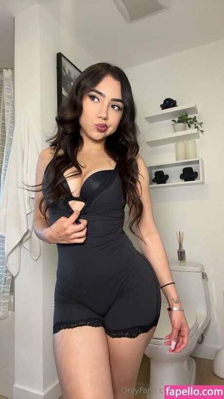 Photo nue de fuite OnlyFans de Sopphiem