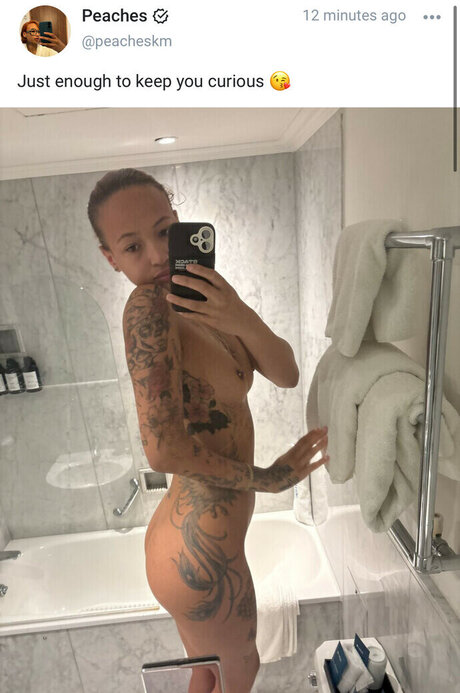 Photo nue de fuite OnlyFans de Peacheskm