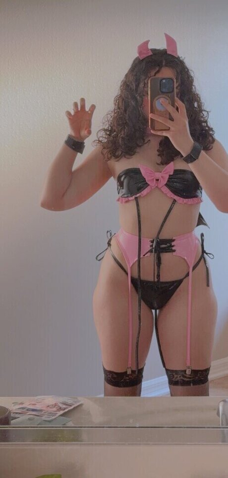 Photo nue de fuite OnlyFans de Vrv0
