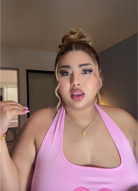 Photo nue de fuite OnlyFans de Hanadik
