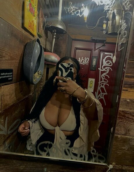 Photo nue de fuite OnlyFans de Trillscott