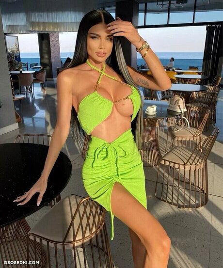 Photo nue de fuite OnlyFans de Adina Tatiana