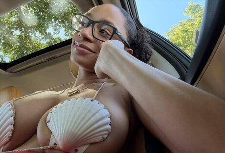 Photo nue de fuite OnlyFans de Tpnaomi