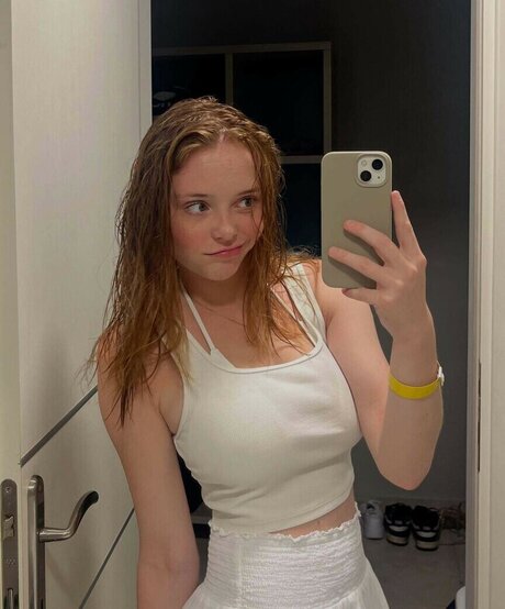 Photo nue de fuite OnlyFans de Madeleineb123