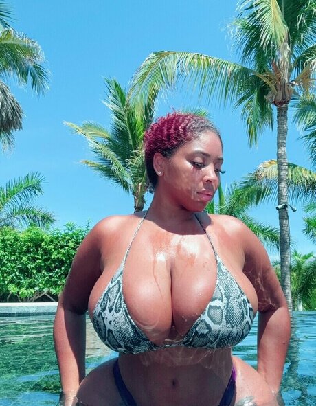 Photo nue de fuite OnlyFans de Therealcateyes