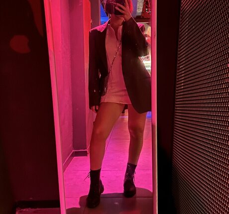 Photo nue de fuite OnlyFans de Lara Juice
