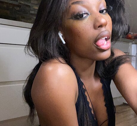 Photo nue de fuite OnlyFans de Ana