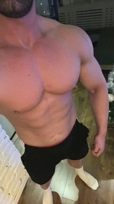 Photo nue de fuite OnlyFans de Muscled Handsome