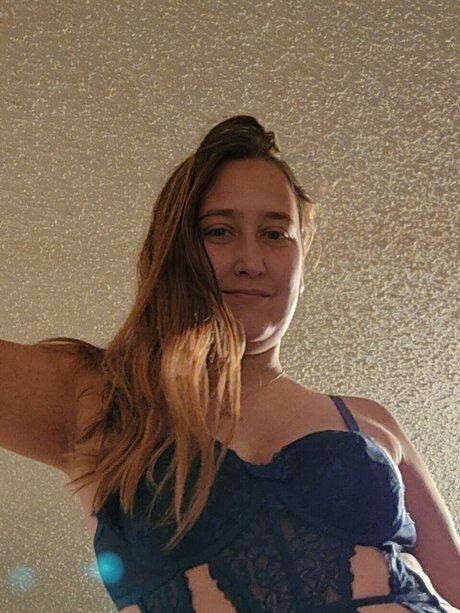 Photo nue de fuite OnlyFans de Julia Bigelow