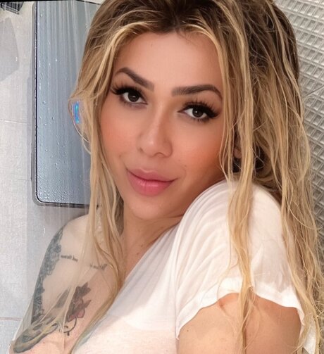Photo nue de fuite OnlyFans de  Ts Miss Ella 