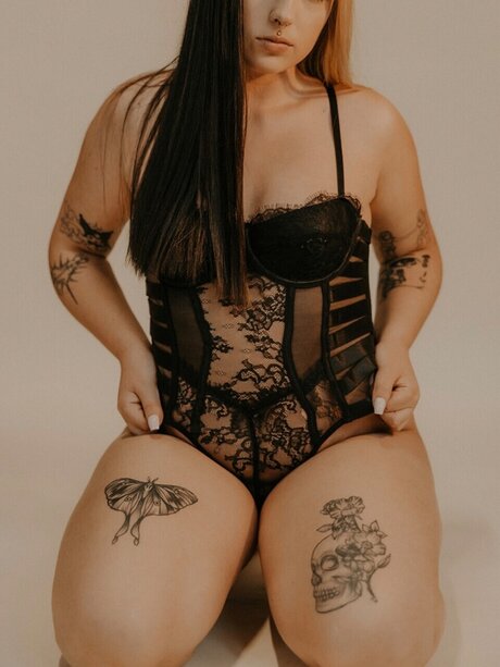 Photo nue de fuite OnlyFans de Elizabeth Kay