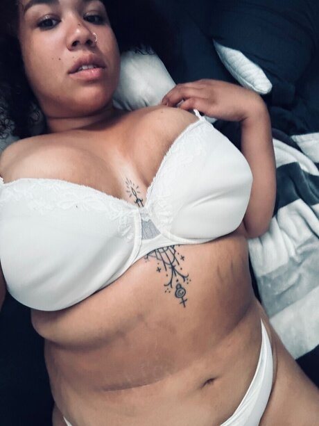 Photo nue de fuite OnlyFans de Mew