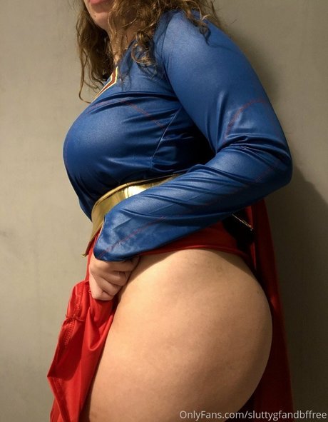 Photo nue de fuite OnlyFans de Theukcouple