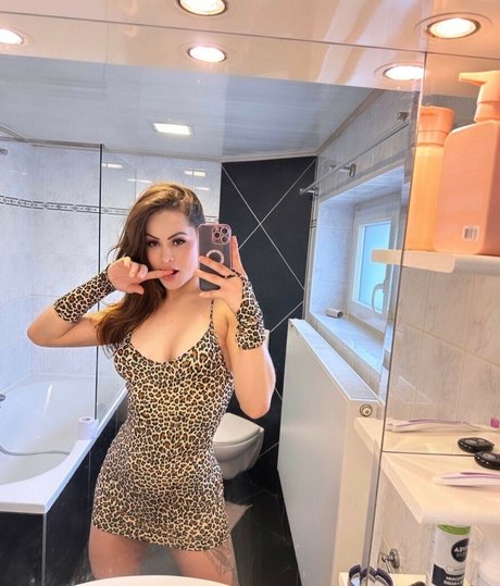 Photo nue de fuite OnlyFans de Jhullyane Sayonara