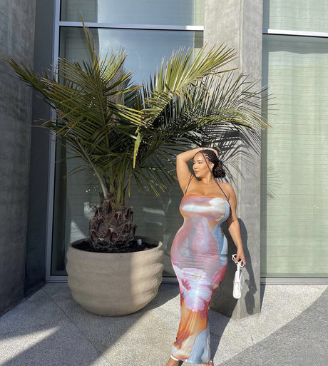 Photo nue de fuite OnlyFans de Katelyn Folasade